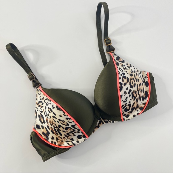 Victoria’s Secret Very Sext Push Up Green Animal Print Underwire Bra 32A - Picture 1 of 8
